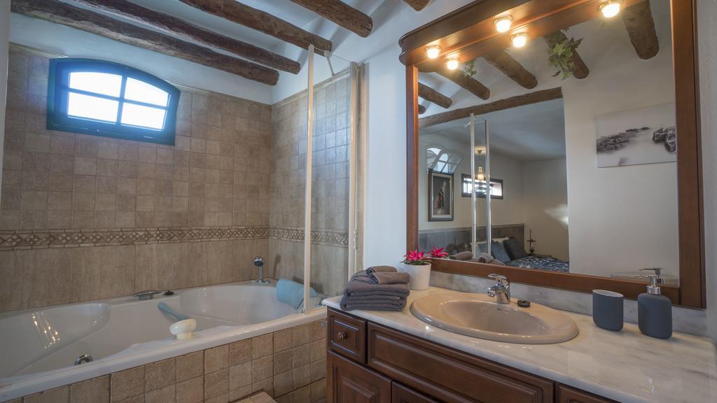 Villa With Amazing Views, Jacuzzi And Private Pool San Bartolomé Exterior foto